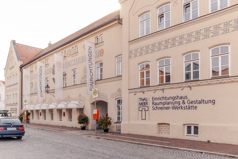 Das große Einrichtungshaus Thalmeier am Marktplatz in Dorfen