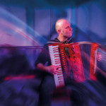 Visualized jazz sound of an accordion with musician; Visualisierter Jazzklang eines Akkordeons mit Musiker